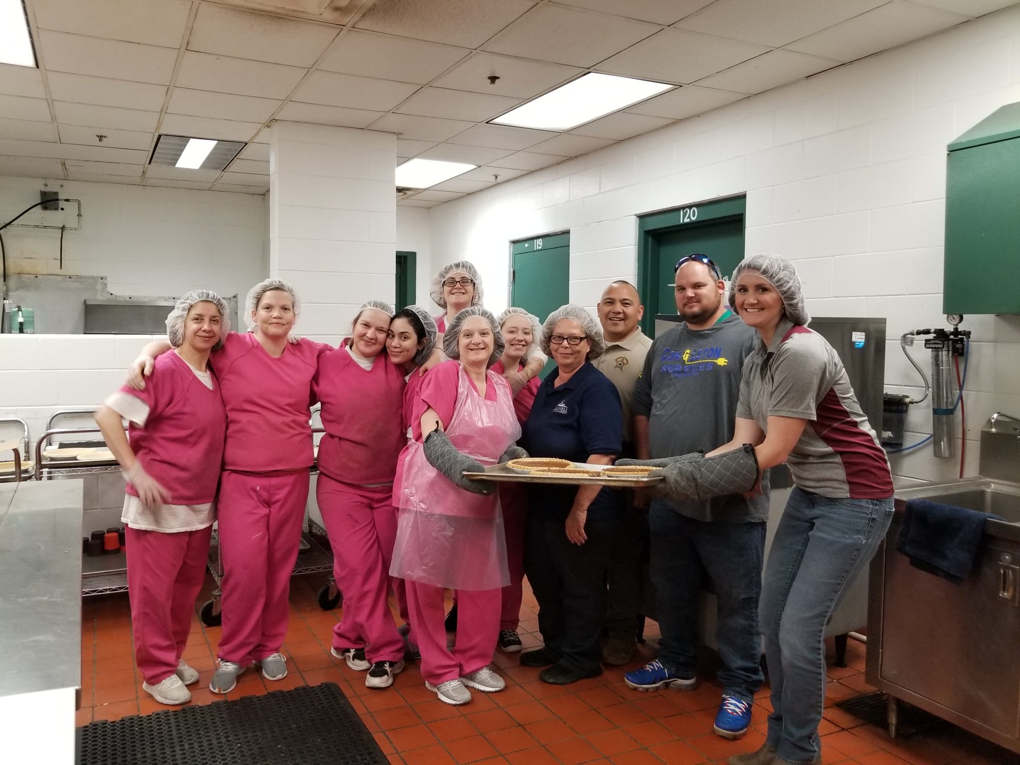 Female Inmates Bake 40 Pies for Thanksgiving Dinner Clinton County
